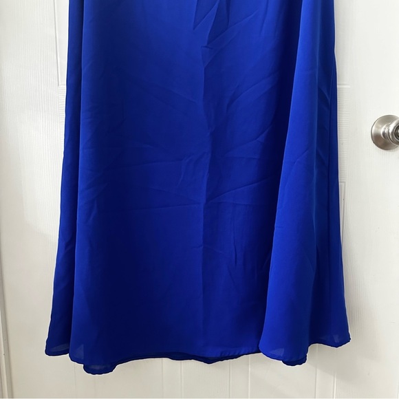 Two Ruffle Sleeve Romantic Dresses Blue and Green Romantic - Picture 3 of 12